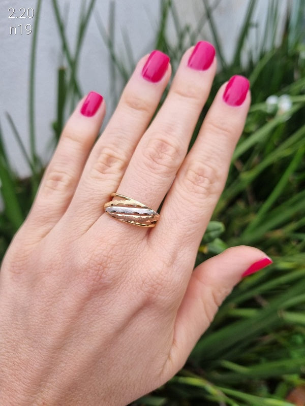 ANEL TRICOLOR EM OURO 18K